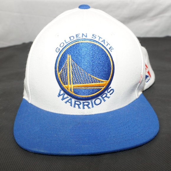 Mitchell & Ness Men's NBA Golden State Warriors Off White Cream Oxford Fitted Fitted Caps